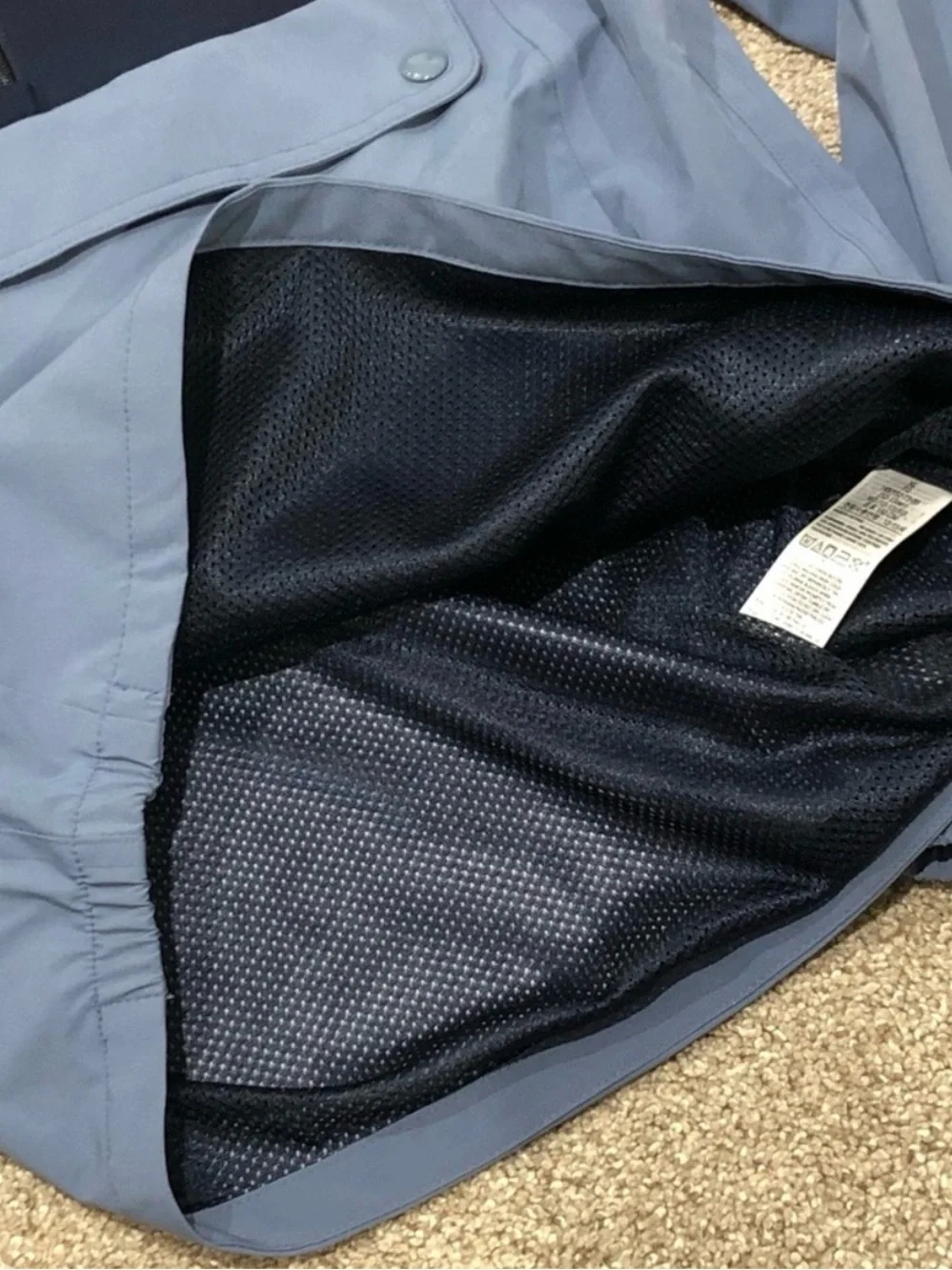 GAP reposhing this